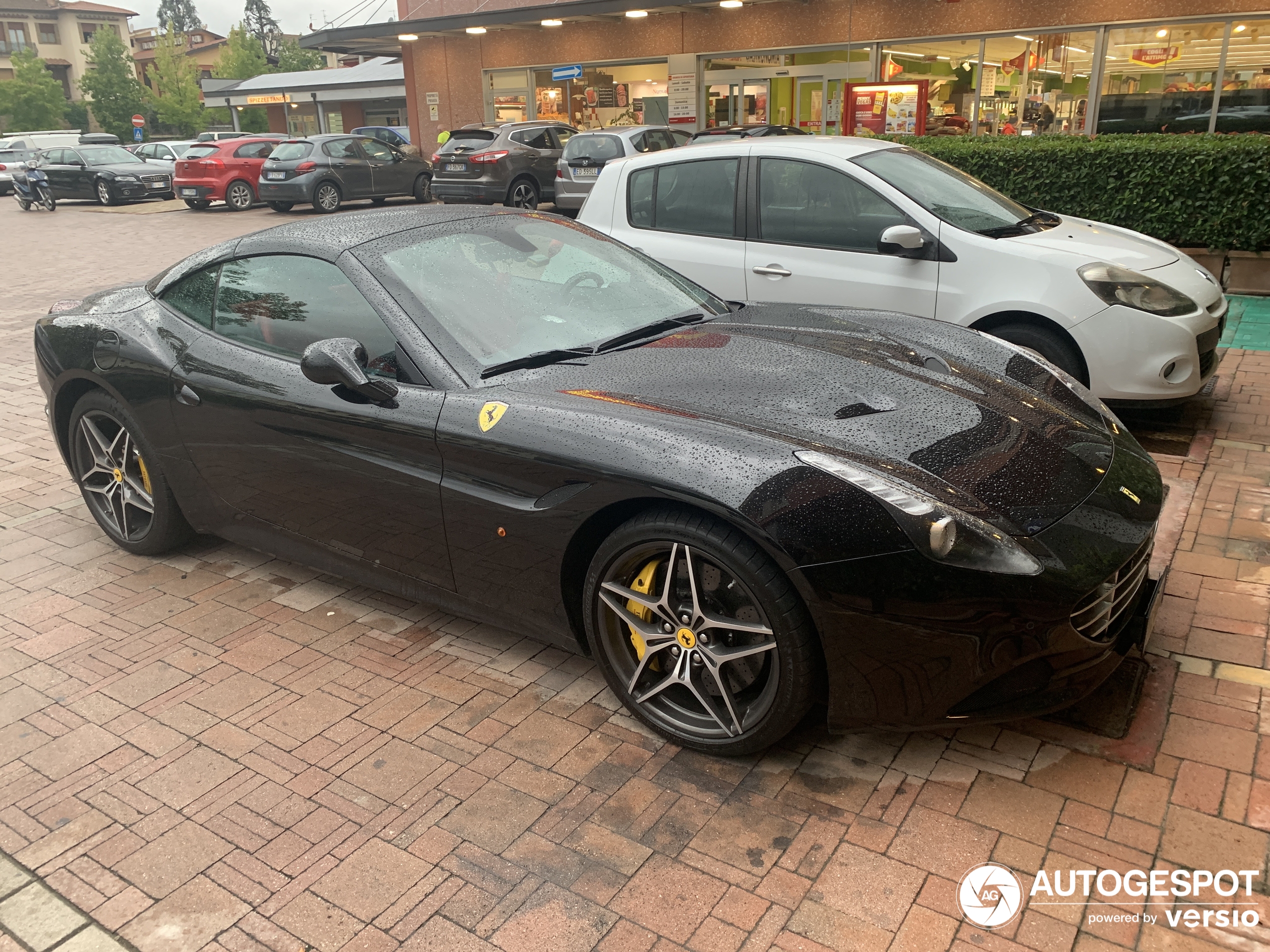 Ferrari California T