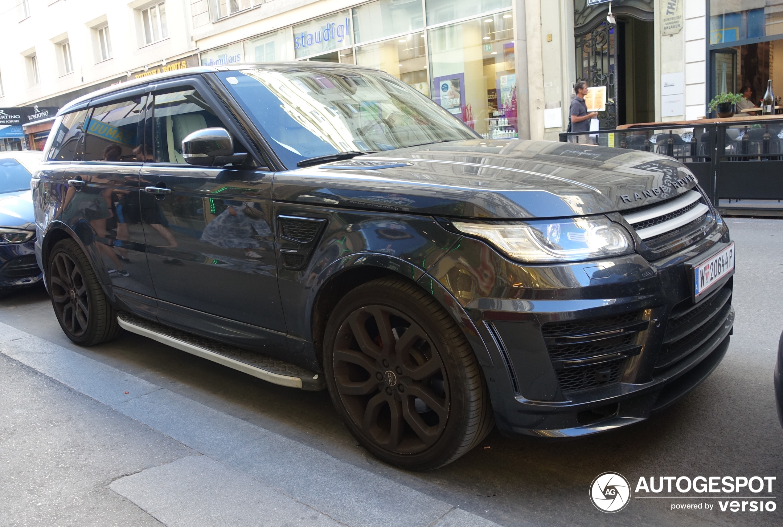 Land Rover Range Rover Sport SVR