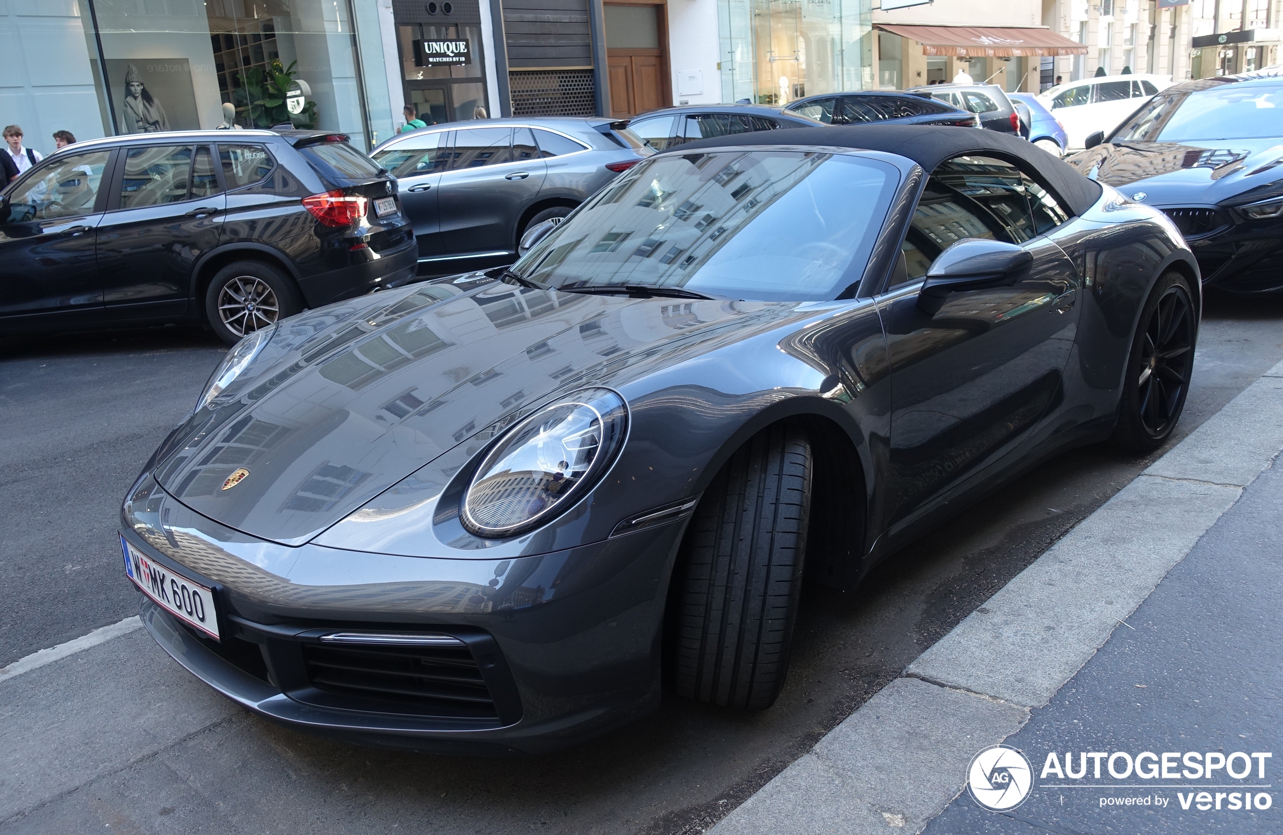 Porsche 992 Carrera 4S Cabriolet