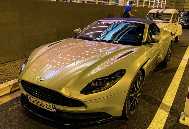 Aston Martin DB11 V8 Volante