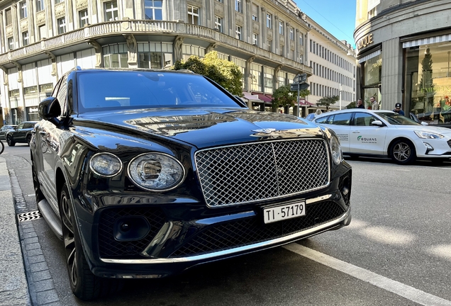 Bentley Bentayga V8 2021