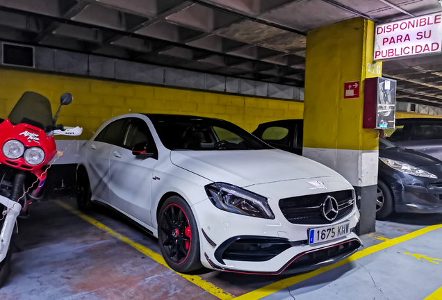 Mercedes-AMG A 45 W176 2015