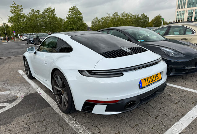 Porsche 992 Carrera S