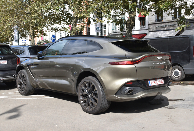 Aston Martin DBX