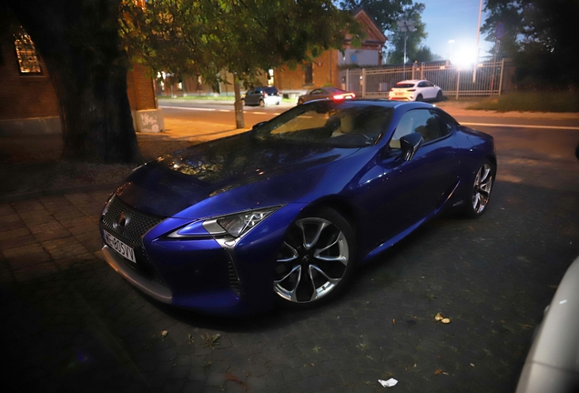 Lexus LC 500h Structural Blue Edition