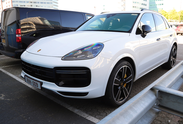 Porsche Cayenne Turbo S E-Hybrid