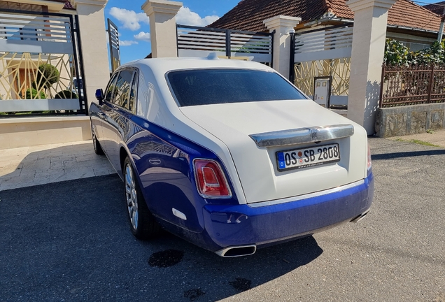 Rolls-Royce Phantom VIII EWB