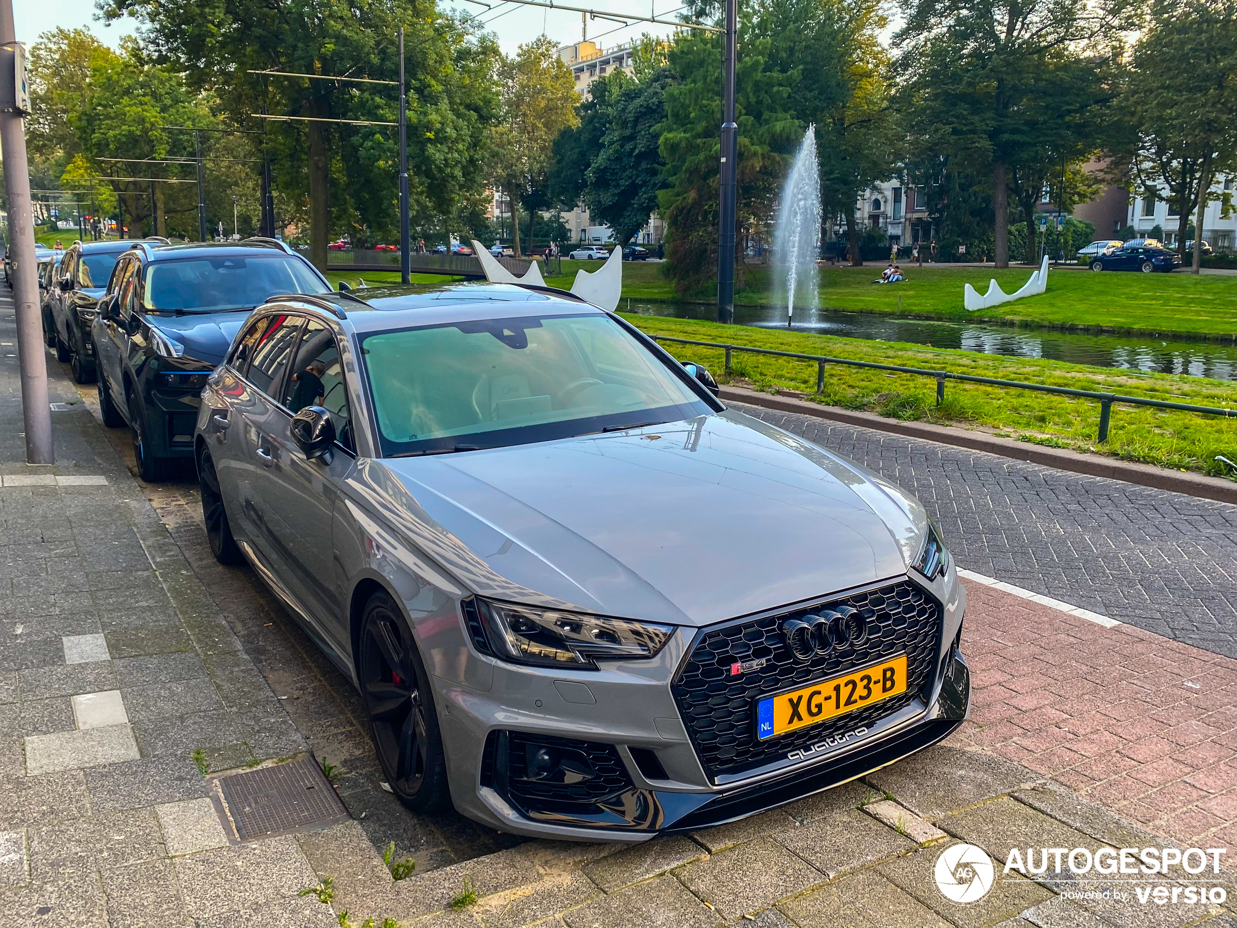 Audi RS4 Avant B9