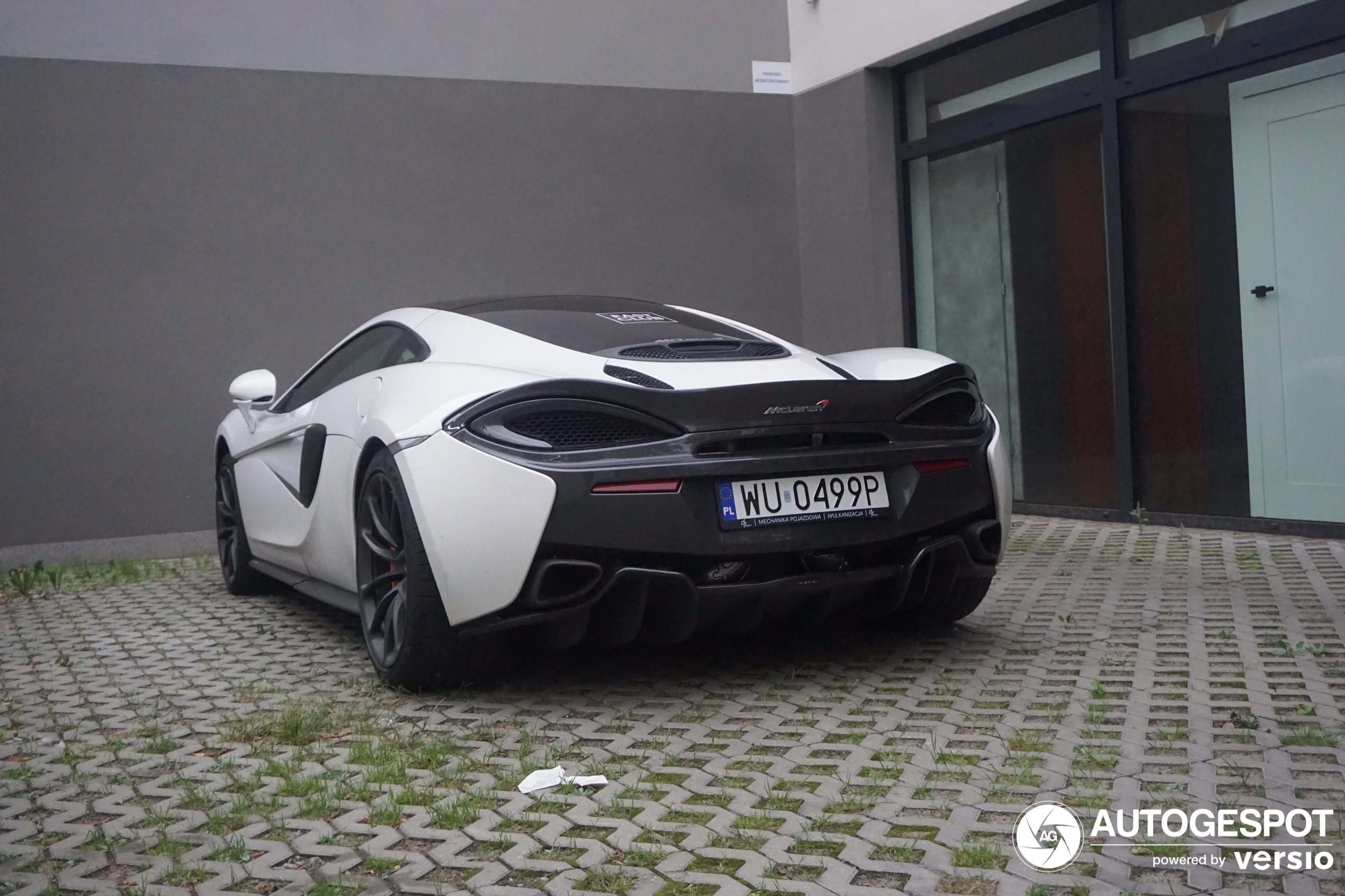 McLaren 570GT