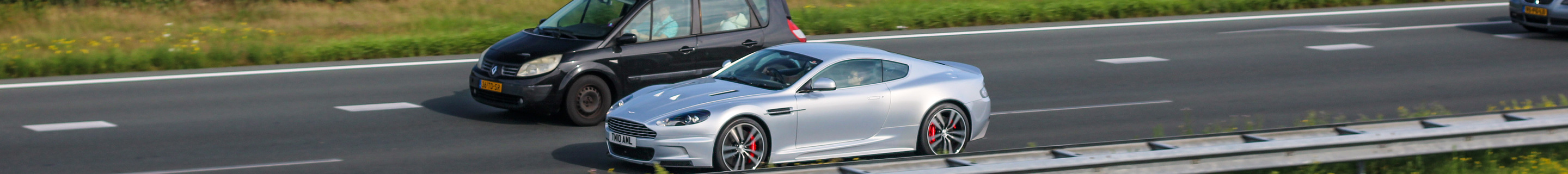 Aston Martin DBS