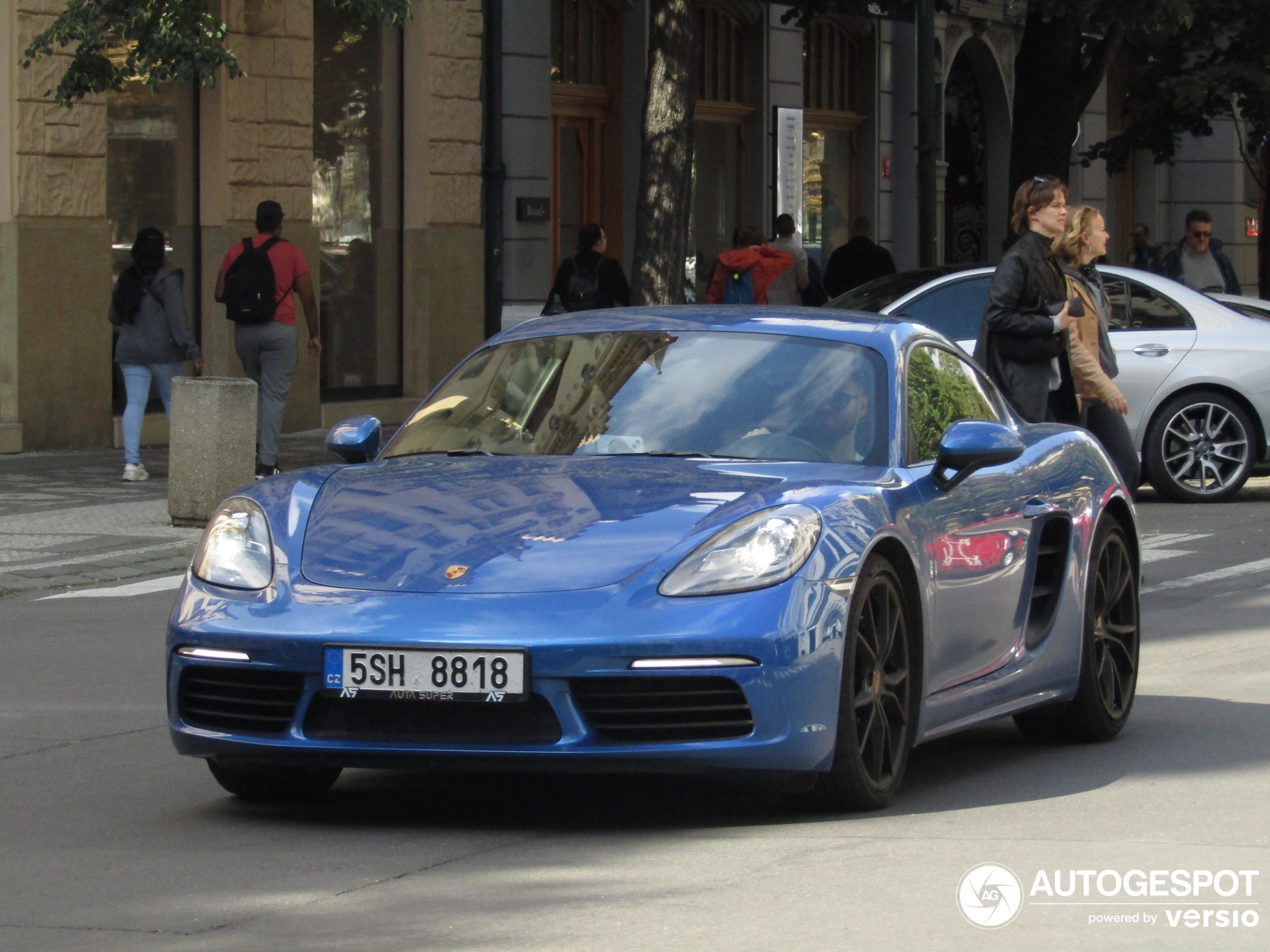 Porsche 718 Cayman S