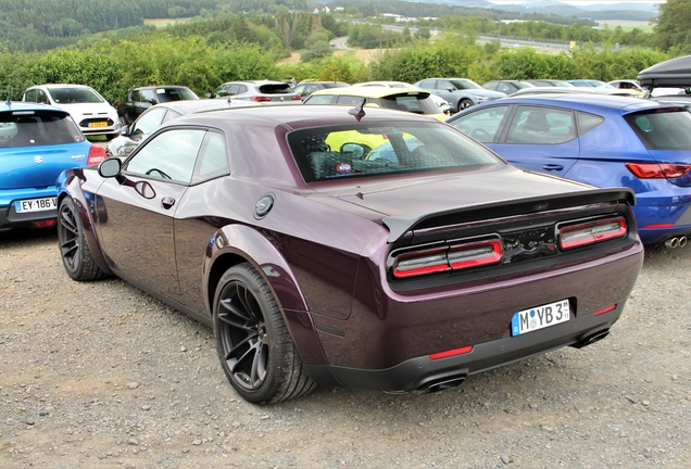 Dodge Challenger SRT Hellcat Widebody