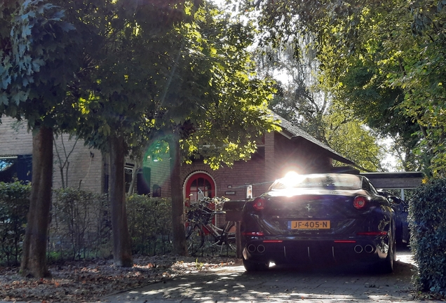 Ferrari California T