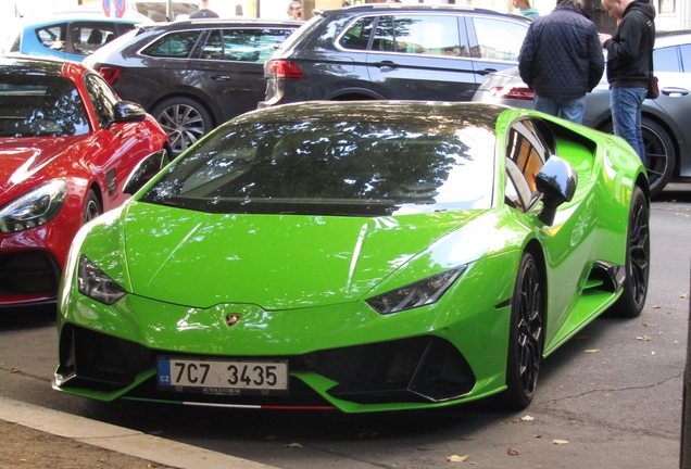 Lamborghini Huracán LP640-4 EVO