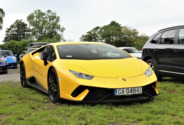 Lamborghini Huracán LP640-4 Performante