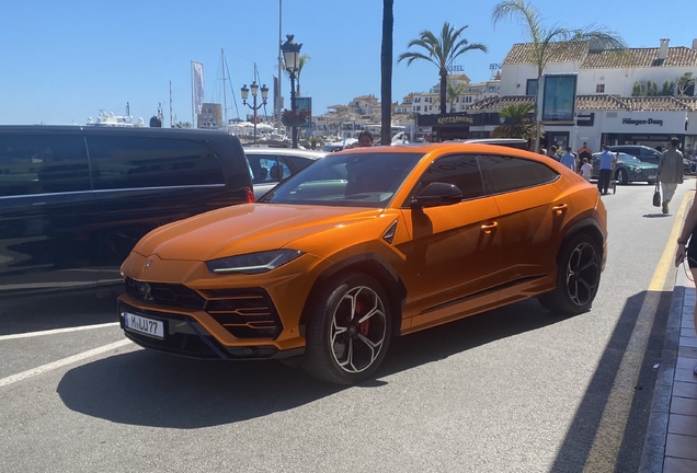 Lamborghini Urus