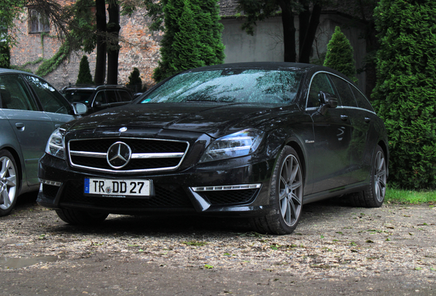 Mercedes-Benz CLS 63 AMG S X218 Shooting Brake