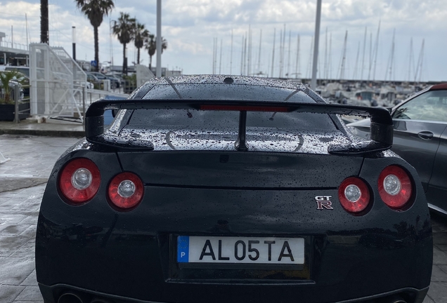 Nissan GT-R