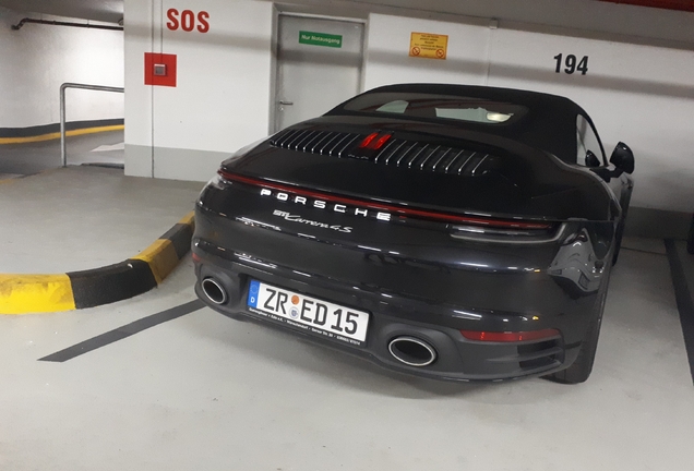 Porsche 992 Carrera 4S Cabriolet