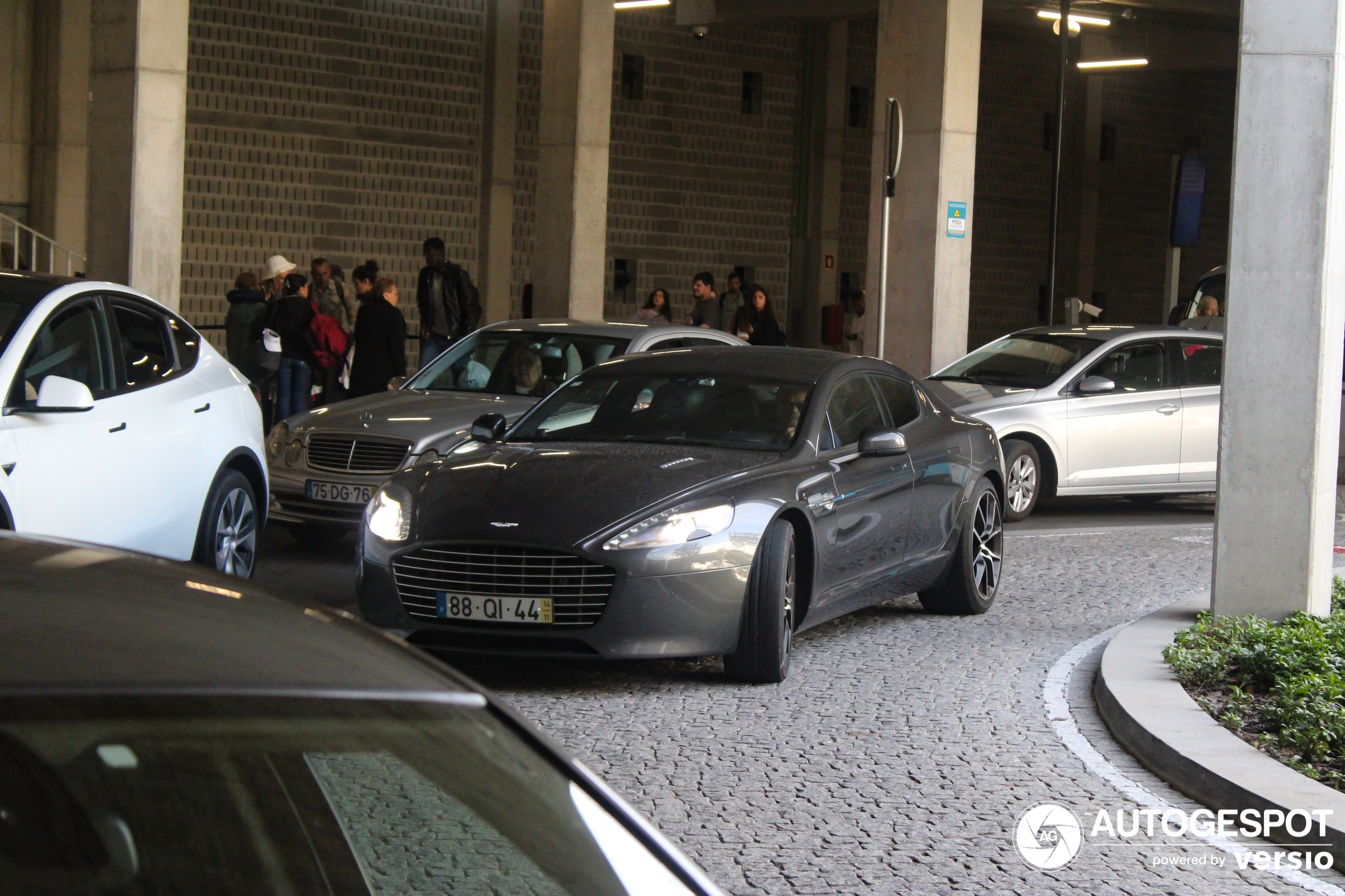 Aston Martin Rapide S