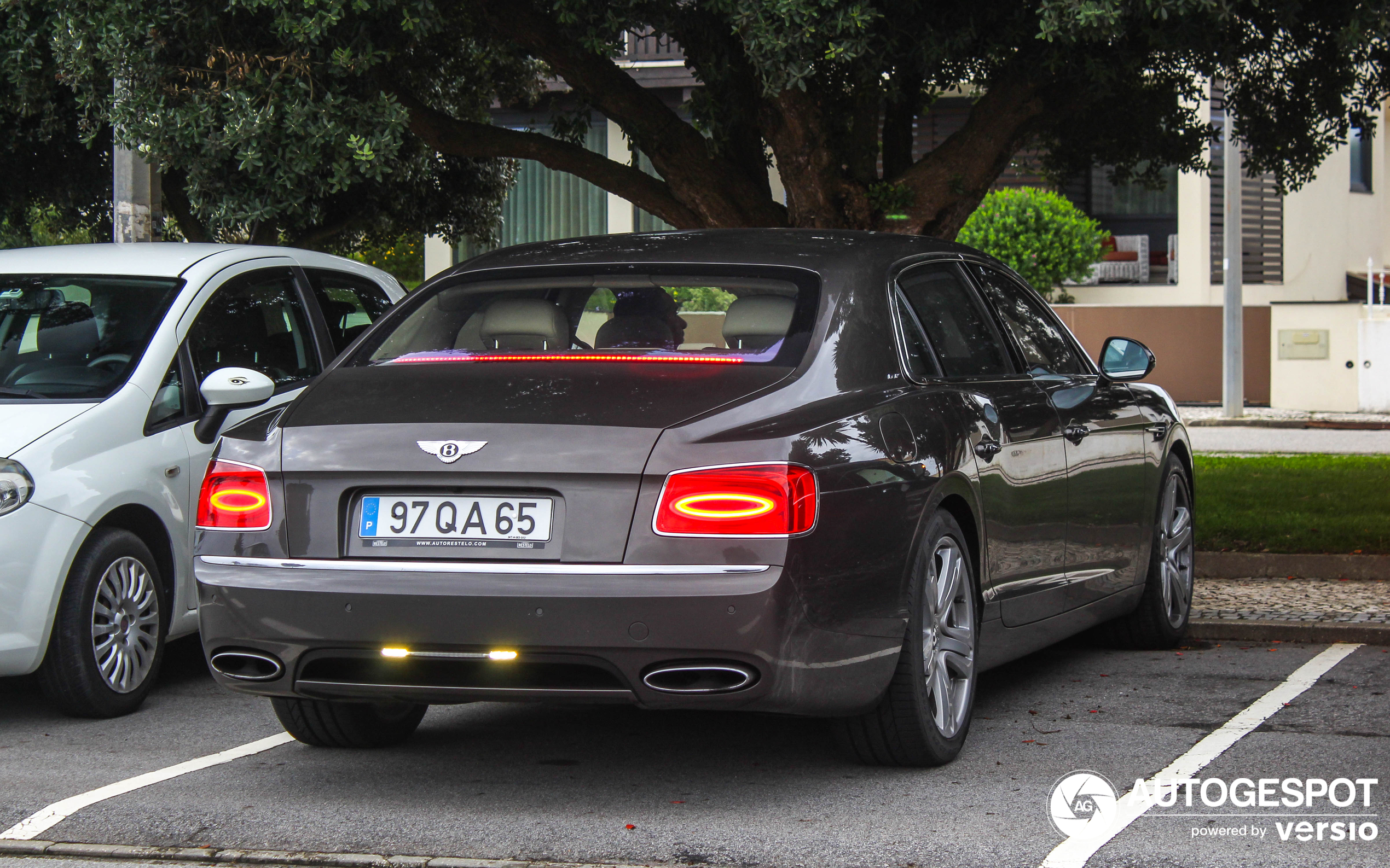 Bentley Flying Spur W12