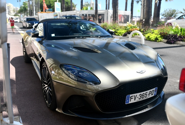 Aston Martin DBS Superleggera Volante