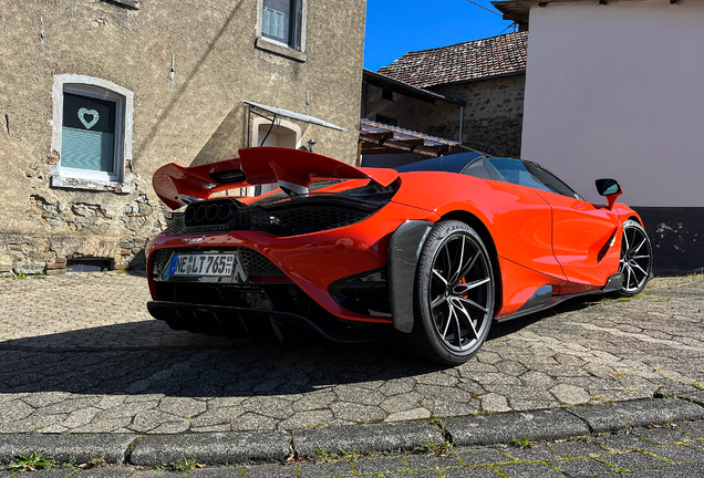 McLaren 765LT Spider