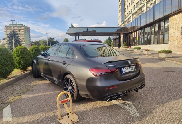 Mercedes-AMG E 63 S W213 Final Edition