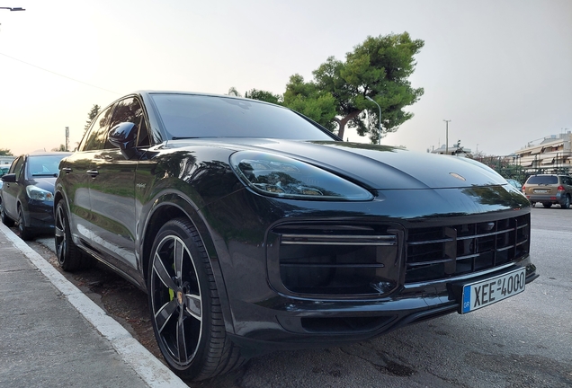 Porsche Cayenne Turbo S E-Hybrid