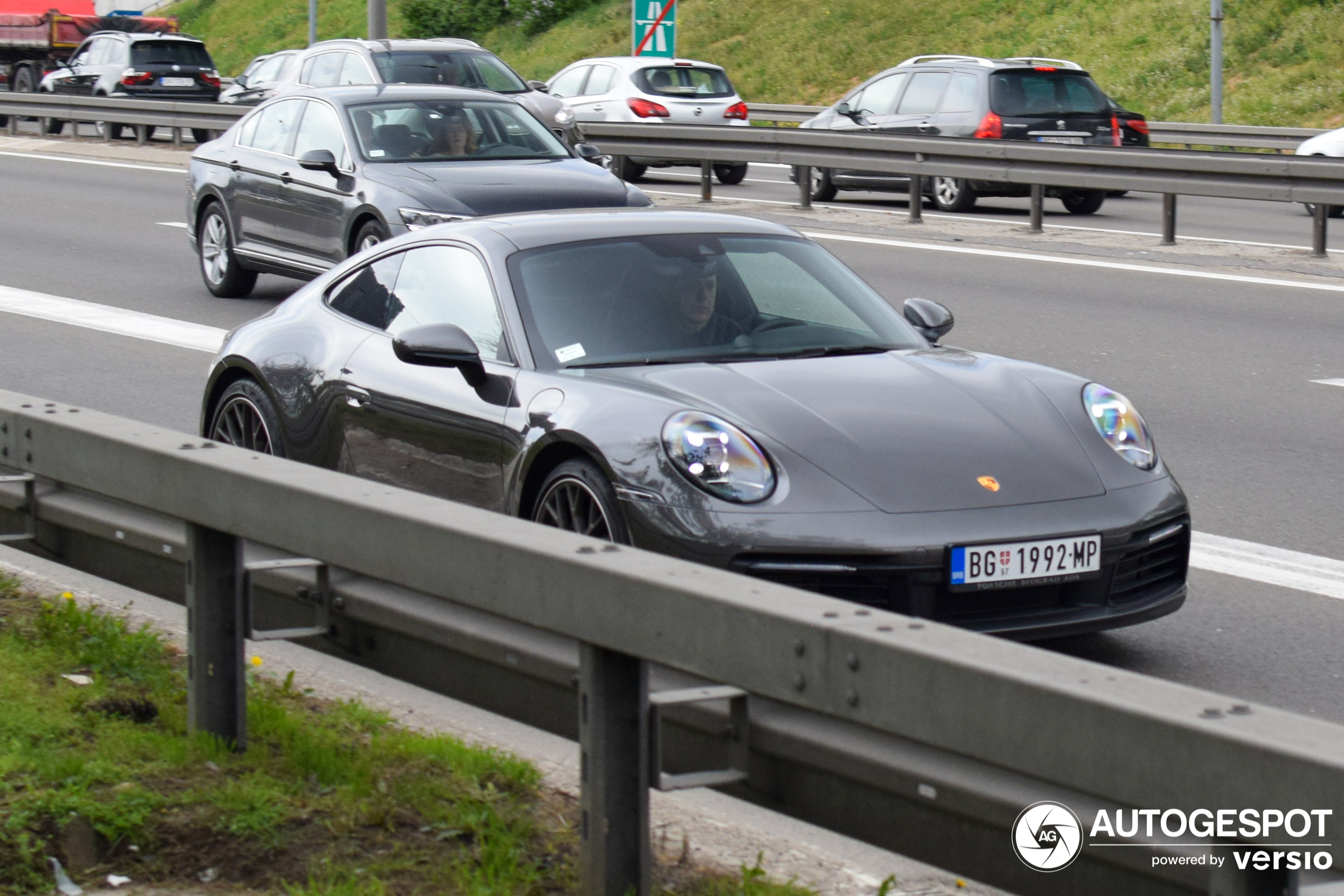 Porsche 992 Carrera 4S