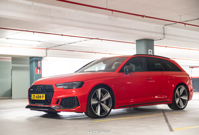 Audi RS4 Avant B9