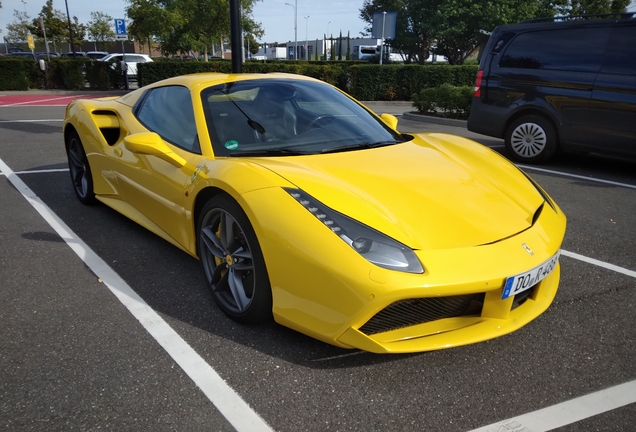 Ferrari 488 Spider