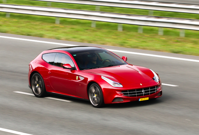 Ferrari FF