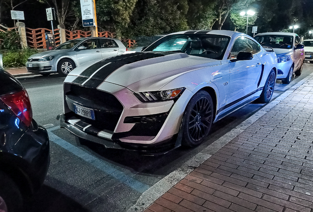 Ford Mustang GT 2015