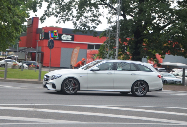 Mercedes-AMG E 63 S Estate S213