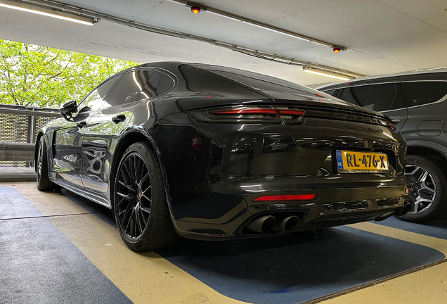 Porsche 971 Panamera Turbo S E-Hybrid