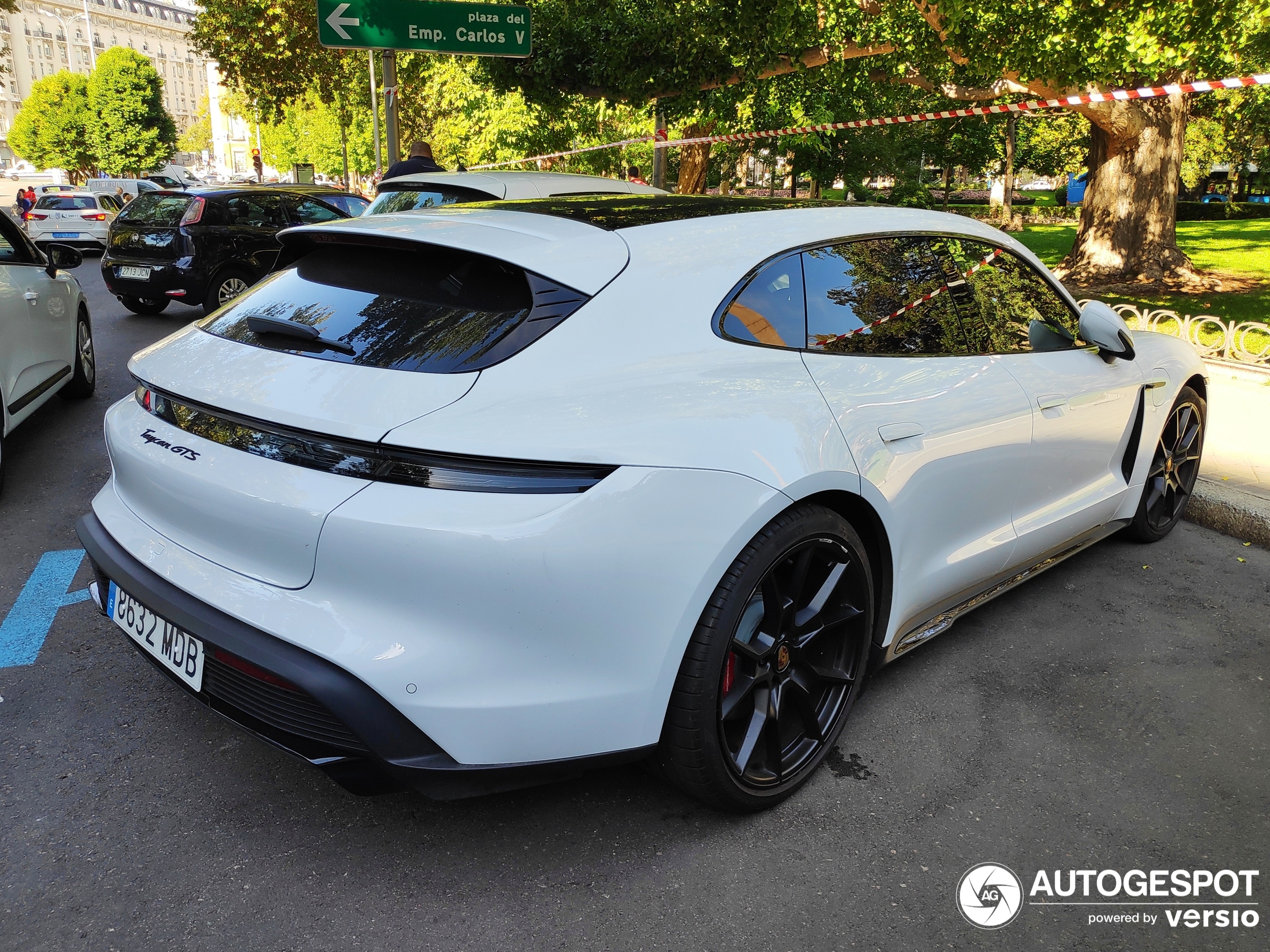 Porsche Taycan GTS Sport Turismo