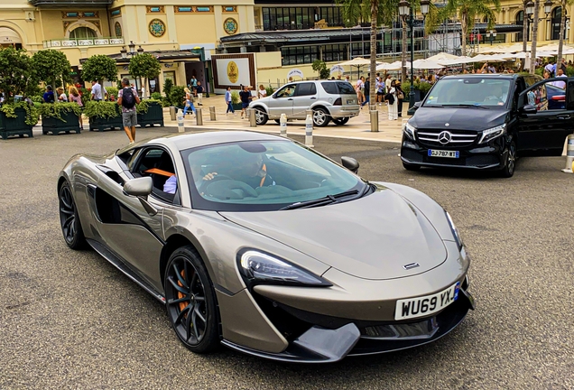 McLaren 570S