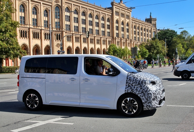 Opel Zafira Life 2024