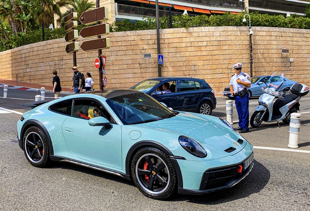 Porsche 992 Dakar