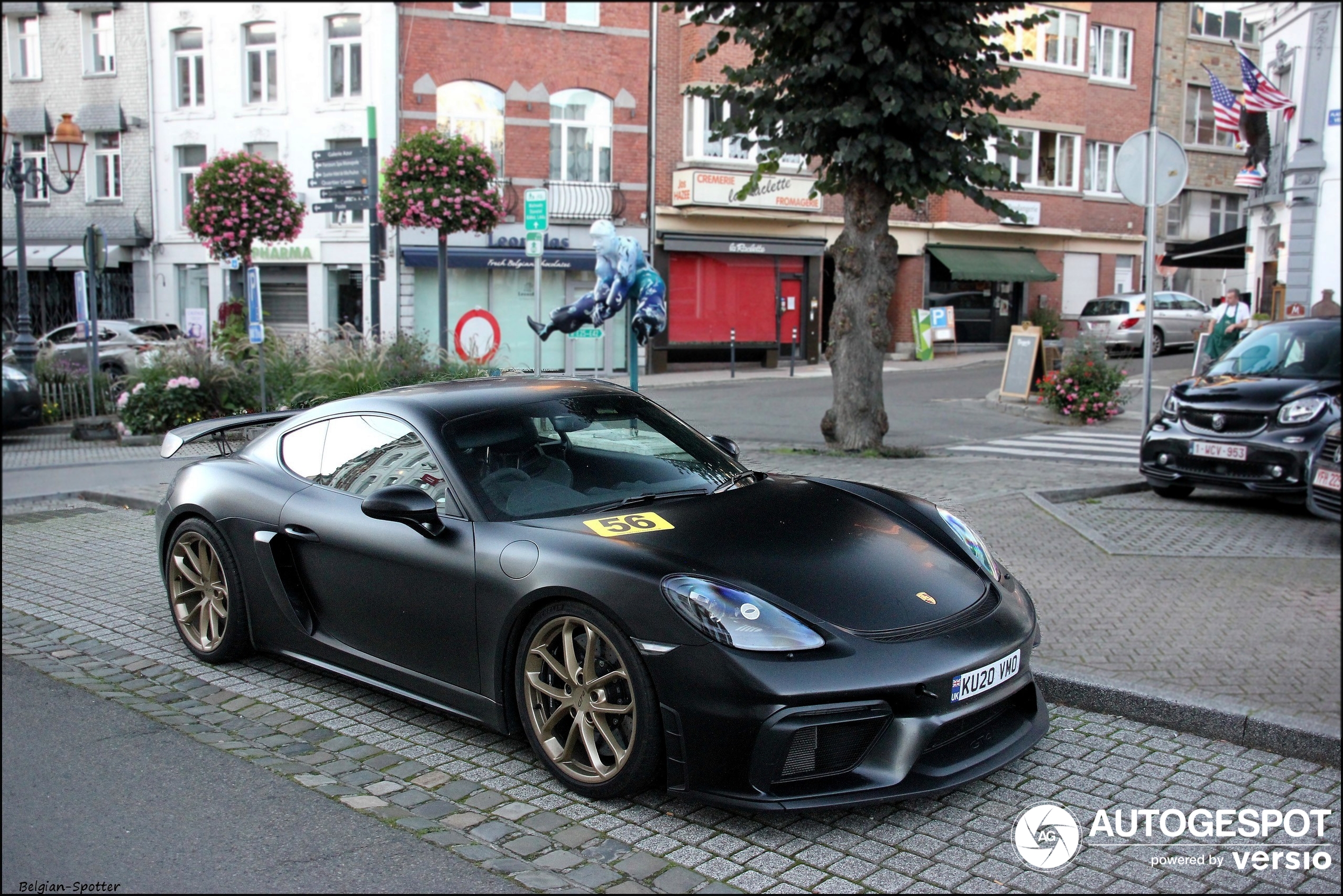 Porsche 718 Cayman GT4