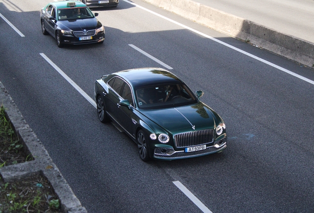 Bentley Flying Spur Hybrid