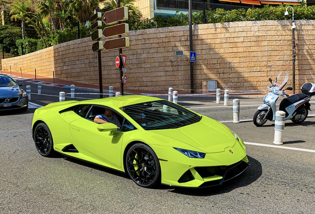 Lamborghini Huracán LP640-4 EVO