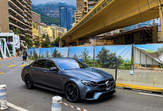 Mercedes-AMG E 63 S W213