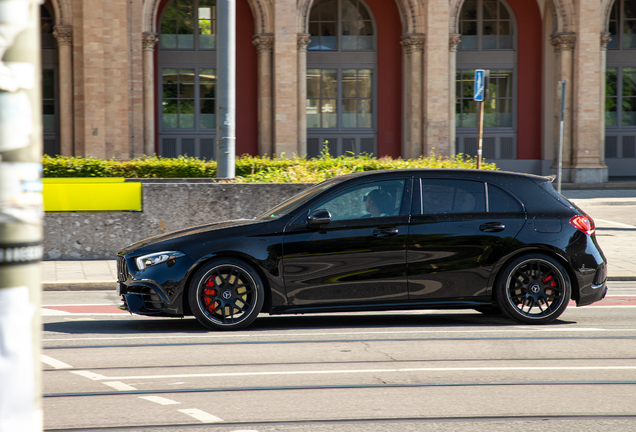 Mercedes-AMG A 45 S W177