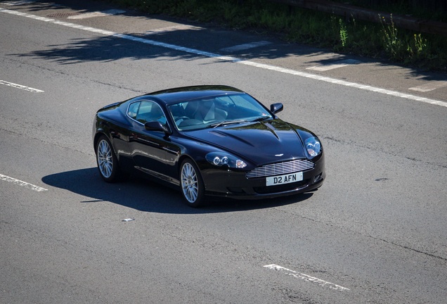 Aston Martin DB9