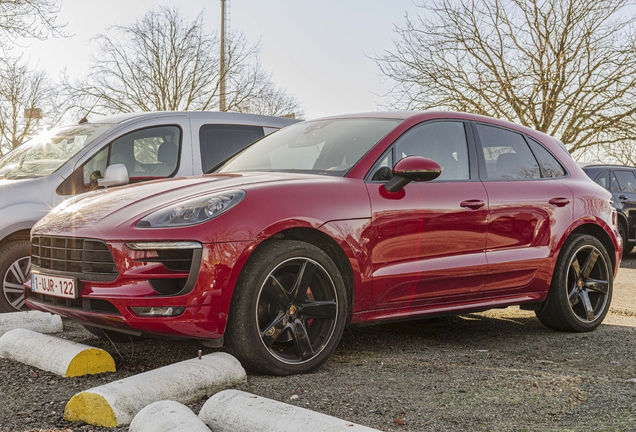 Porsche 95B Macan GTS