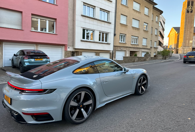 Porsche 992 Sport Classic