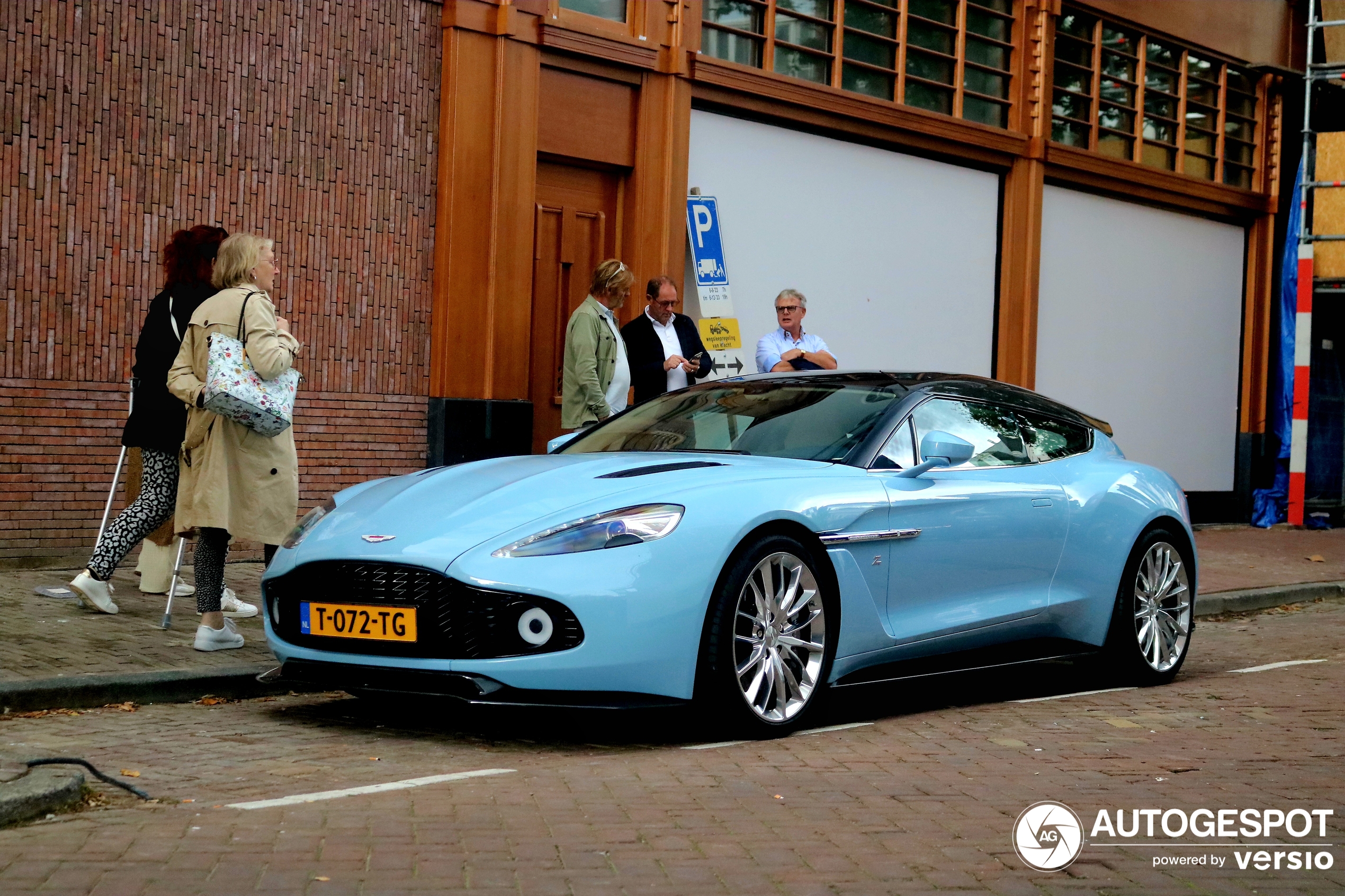 Aston Martin Vanquish Zagato Shooting Brake