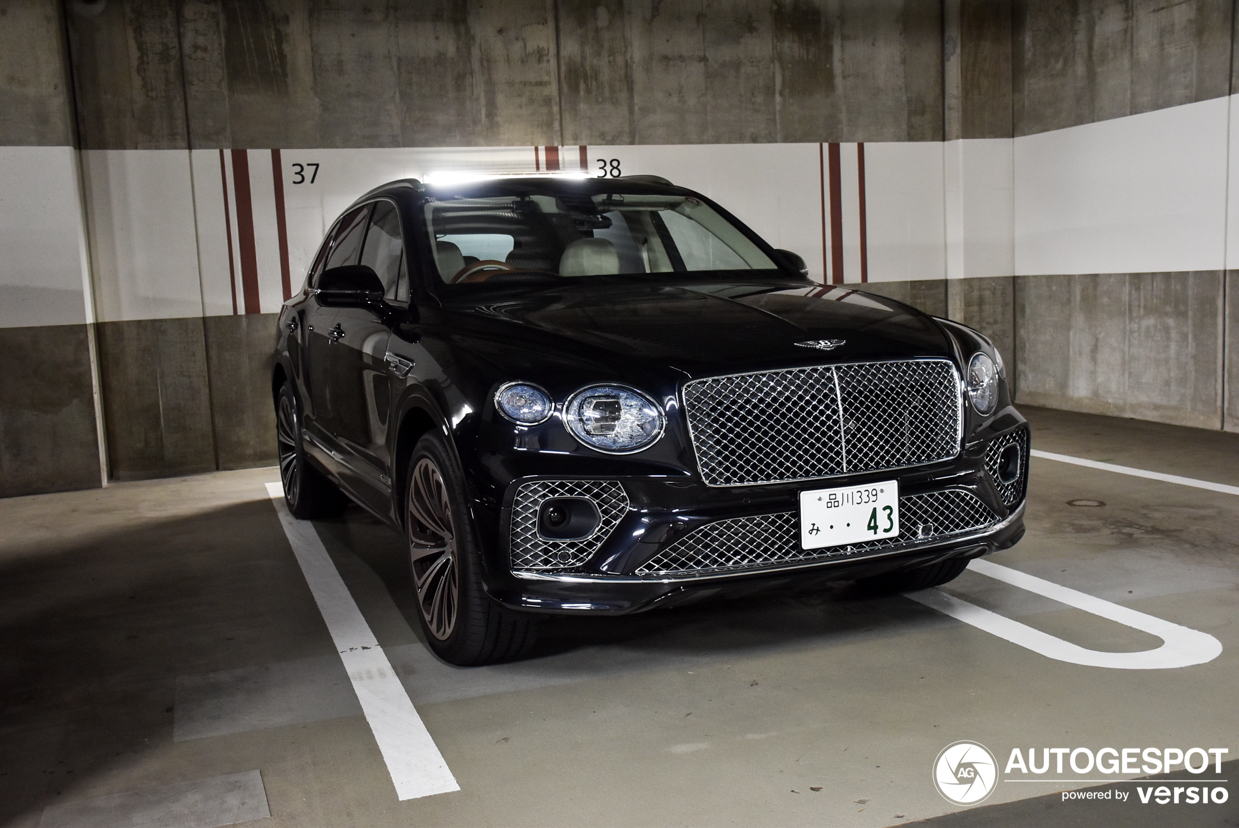 Bentley Bentayga Azure